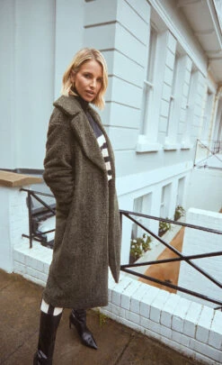 Little Mistress Green Teddy Coat By Vogue Williams