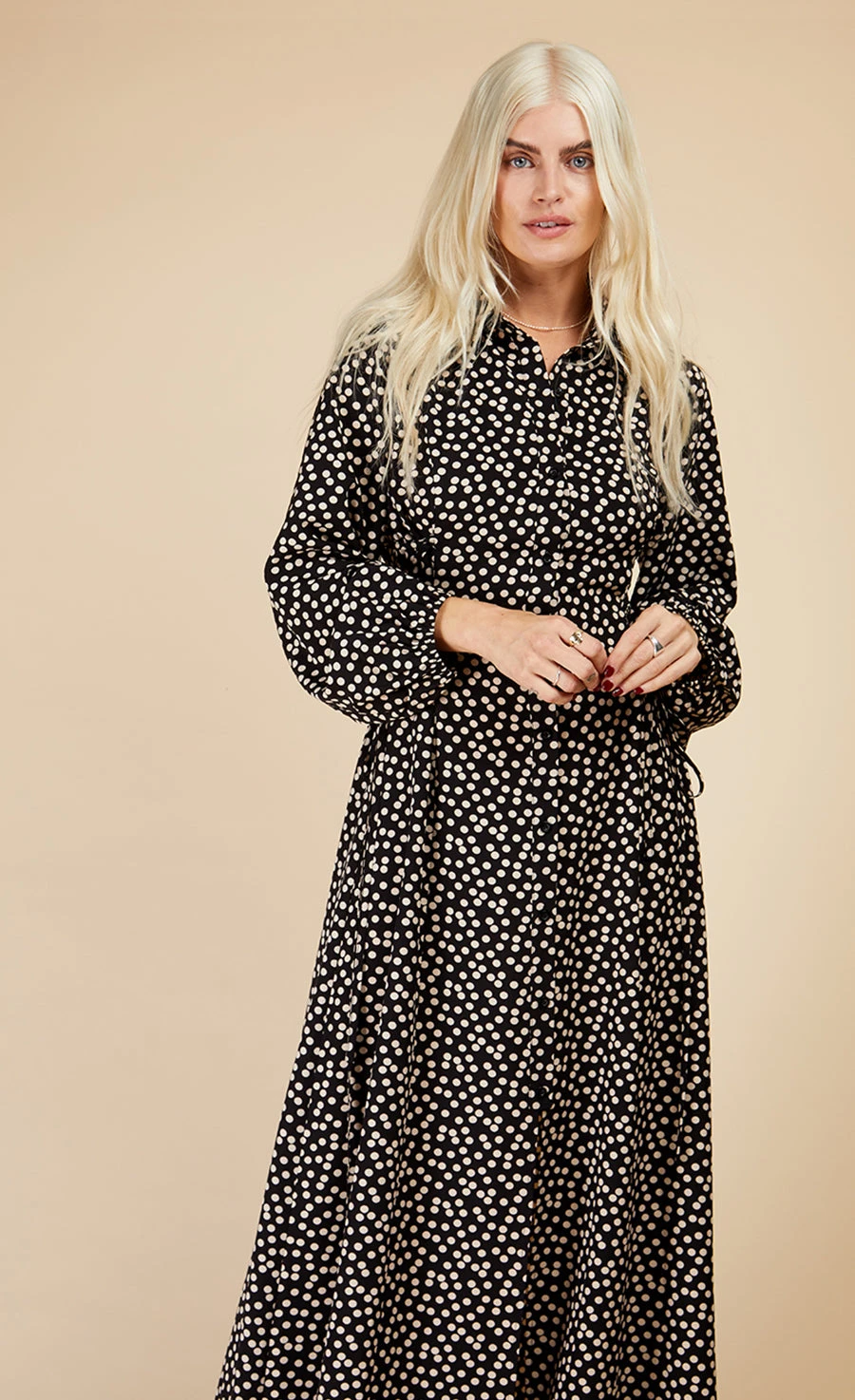 Little Mistress Mono Spot Lace Up Maxi Shirt Dress By Vogue Williams - Image 4