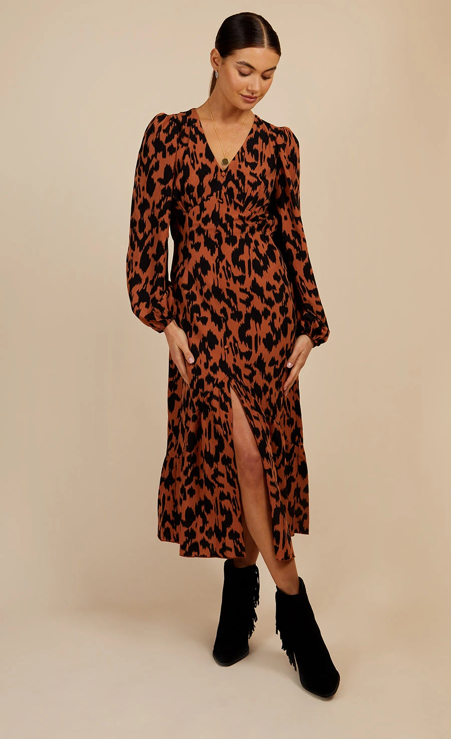 Little Mistress Leopard Print Blouson Sleeve Midaxi Dress By Vogue Williams - Image 3