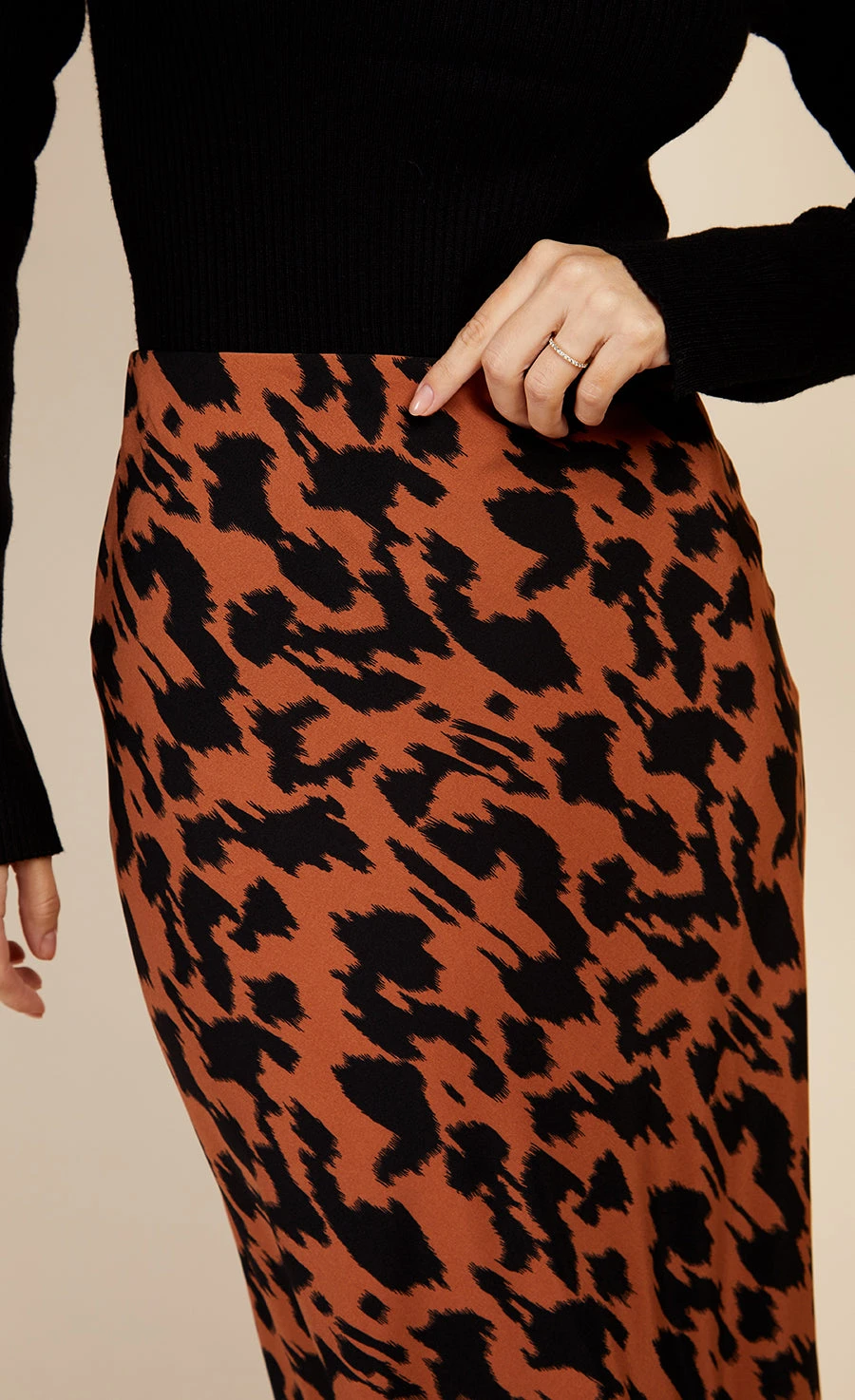 Little Mistress Leopard Print Midi Slip Skirt By Vogue Williams - Image 4