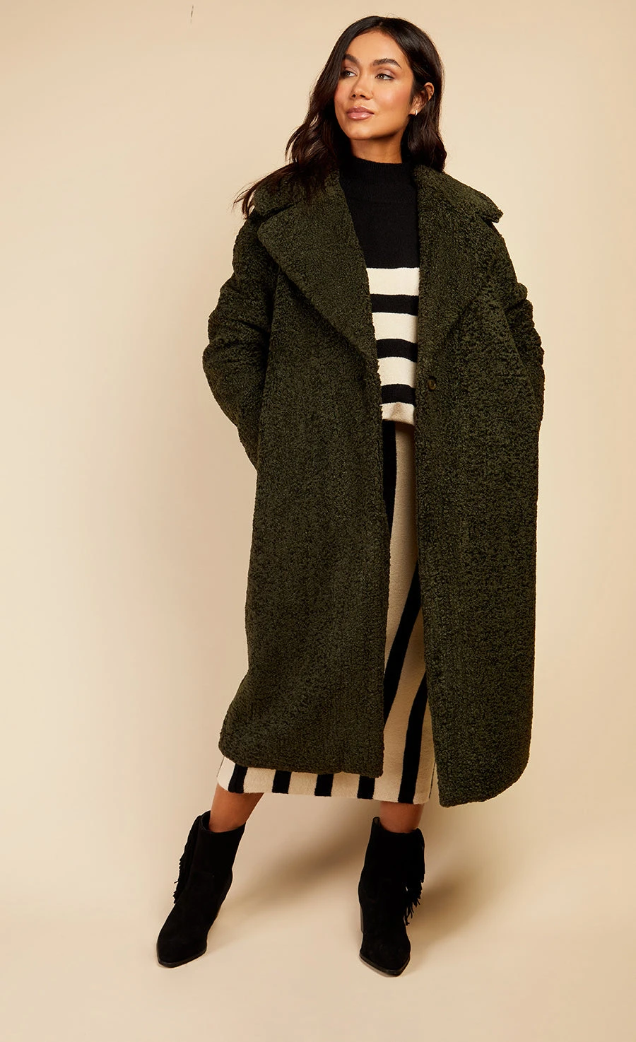 Little Mistress Green Teddy Coat By Vogue Williams - Image 4